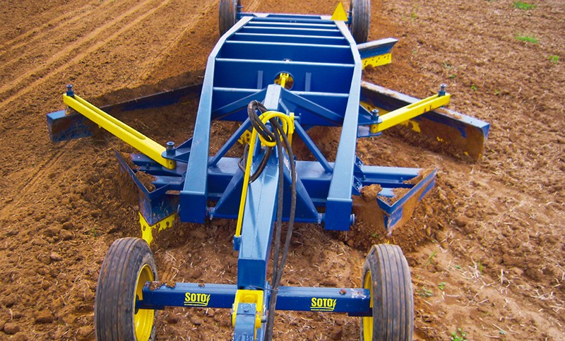 IMPLEMENTOS AGRÍCOLAS