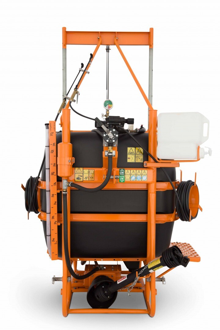 PULVERIZADOR JACTO CONDOR BC 610 PECUARIA