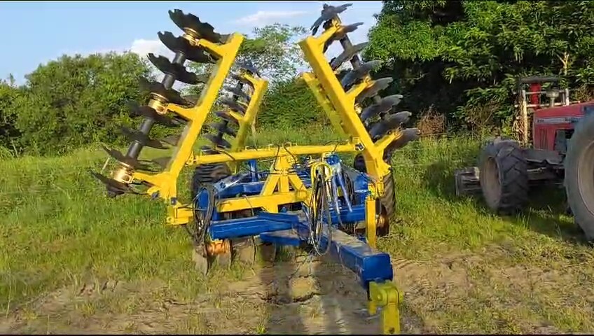 RASTRA ARADORA SEMIPESADA