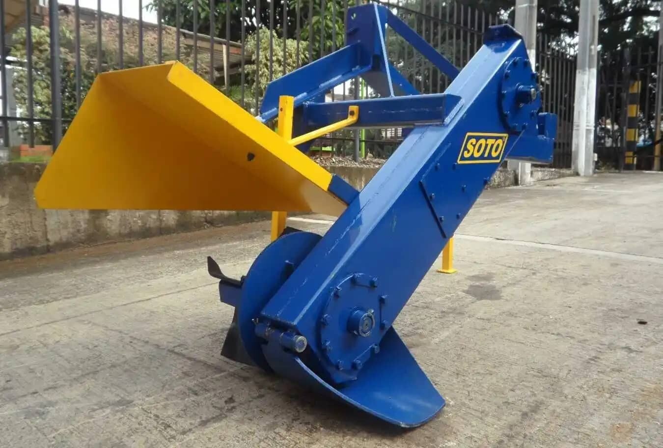 ZANJADOR ROTATIVO ZR-400